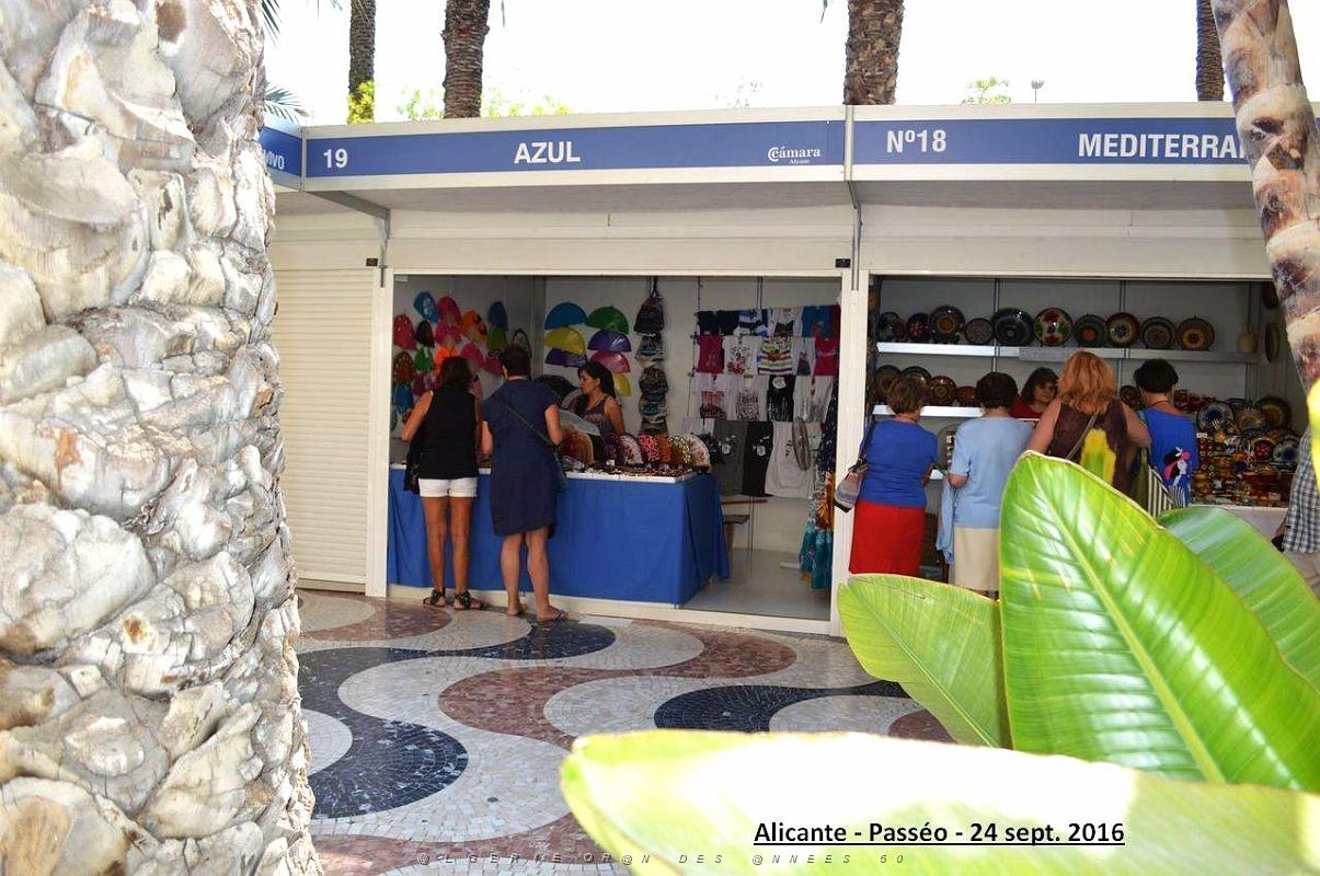 Alicante- Passeo et port 029.JPG